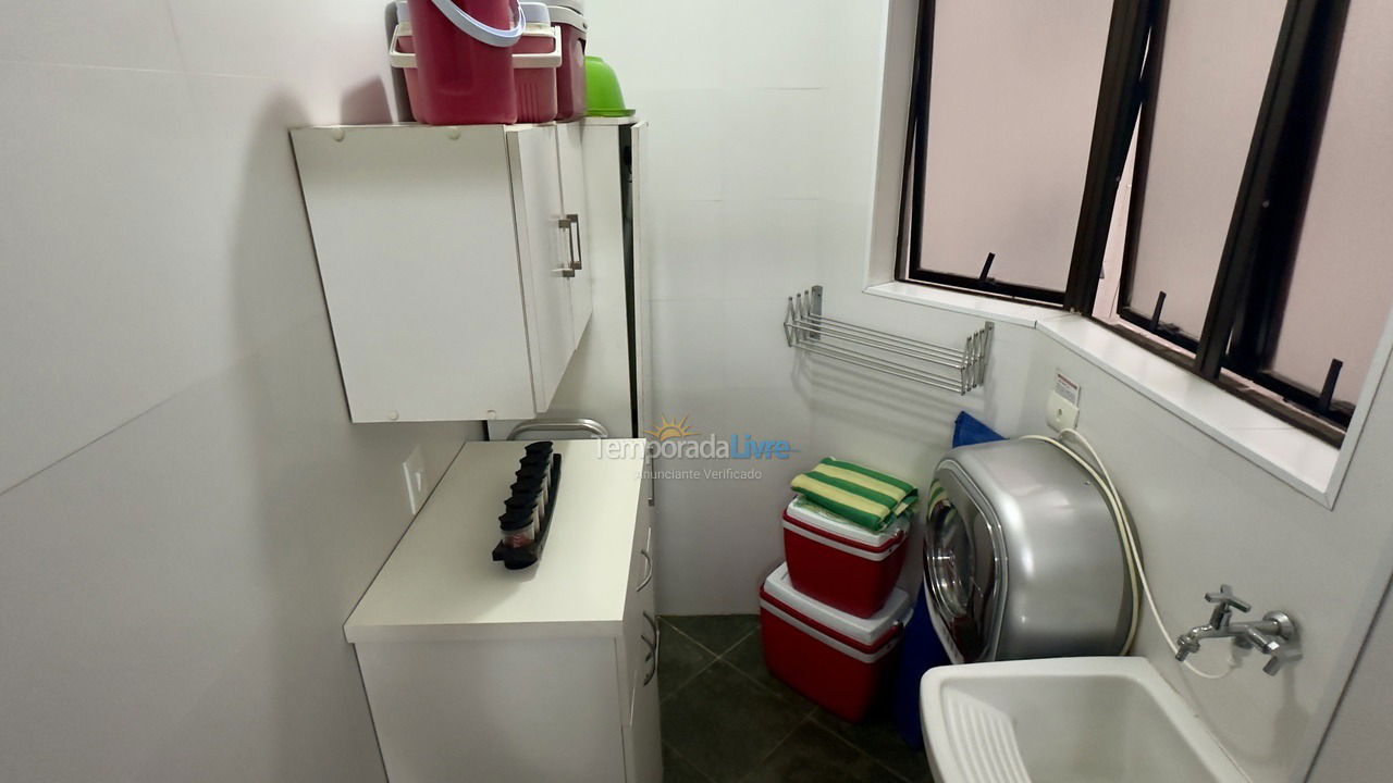 Apartamento para aluguel de temporada em Guarujá (Enseada)