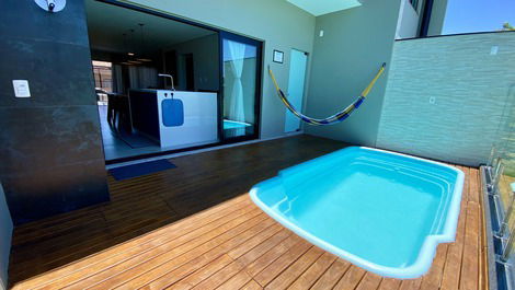 LINDA CASA NOVA 300MTS MAR COM PISCINA e GRAMADO FUNDOS PARA LAZER