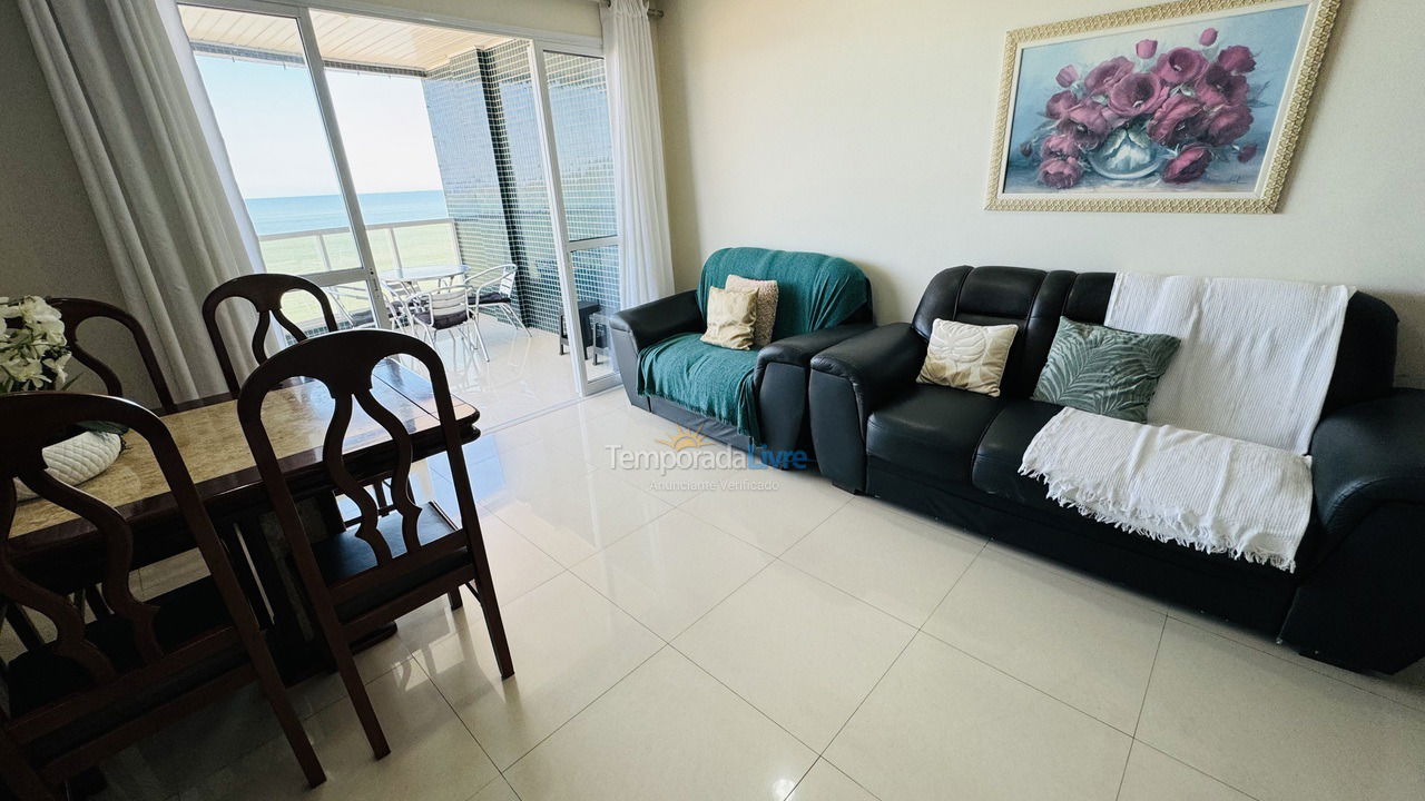 Apartamento para aluguel de temporada em Guarapari (Praia do Morro)