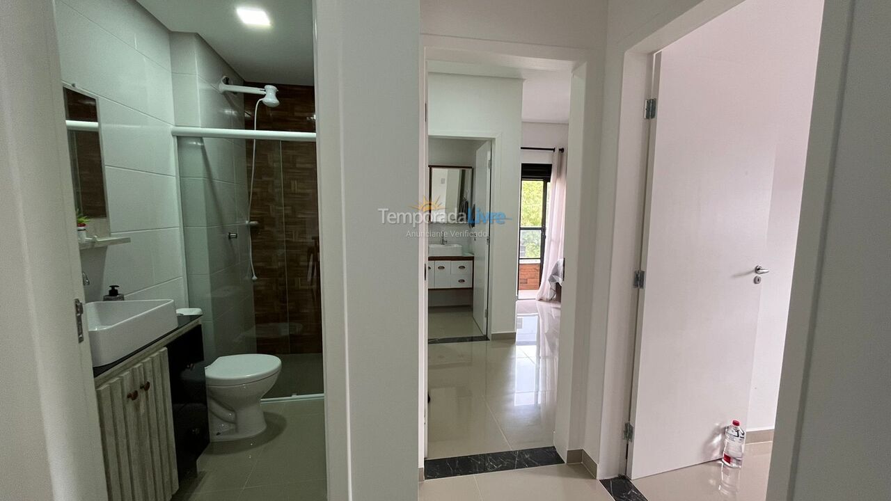 Apartamento para aluguel de temporada em Florianopolis (Praia dos Ingleses)