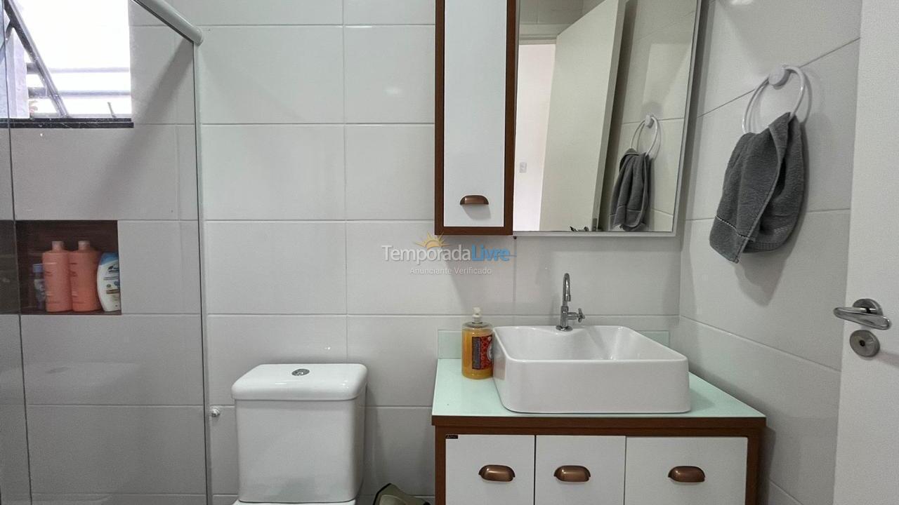 Apartamento para aluguel de temporada em Florianopolis (Praia dos Ingleses)