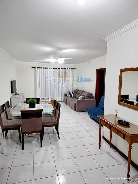 Apartamento para aluguel de temporada em Itapema (Meia Praia)