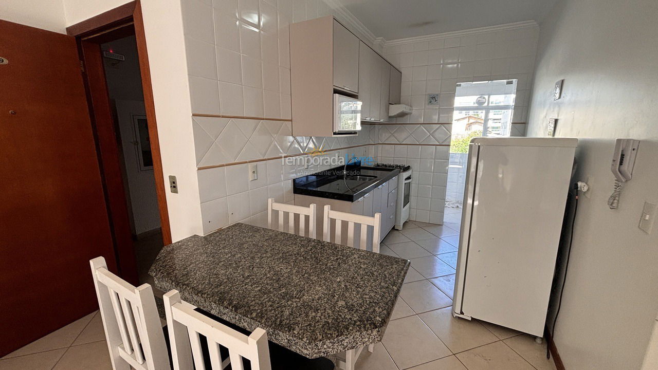 Apartamento para alquiler de vacaciones em Bombinhas (Praia de Bombas)