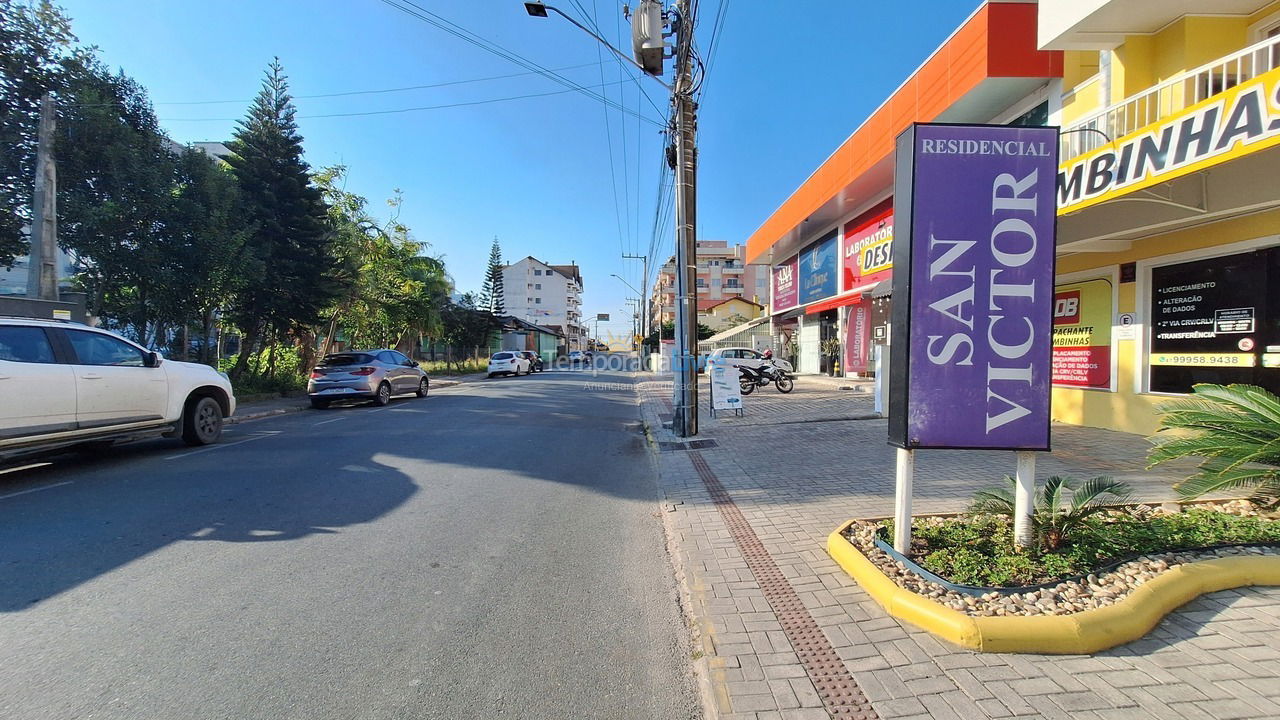 Apartamento para alquiler de vacaciones em Bombinhas (Praia de Bombas)