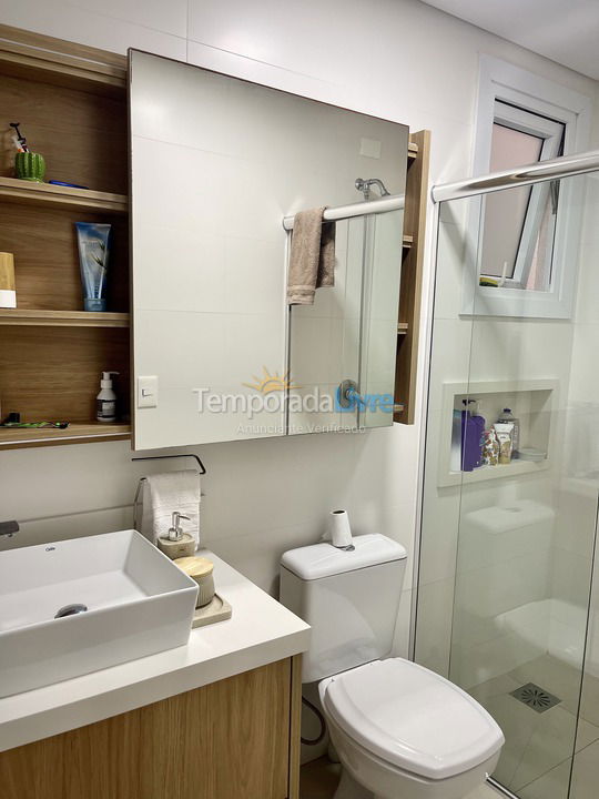 Apartamento para aluguel de temporada em Florianopolis (Praia dos Ingleses)