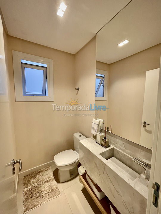 Apartamento para aluguel de temporada em Florianopolis (Praia dos Ingleses)