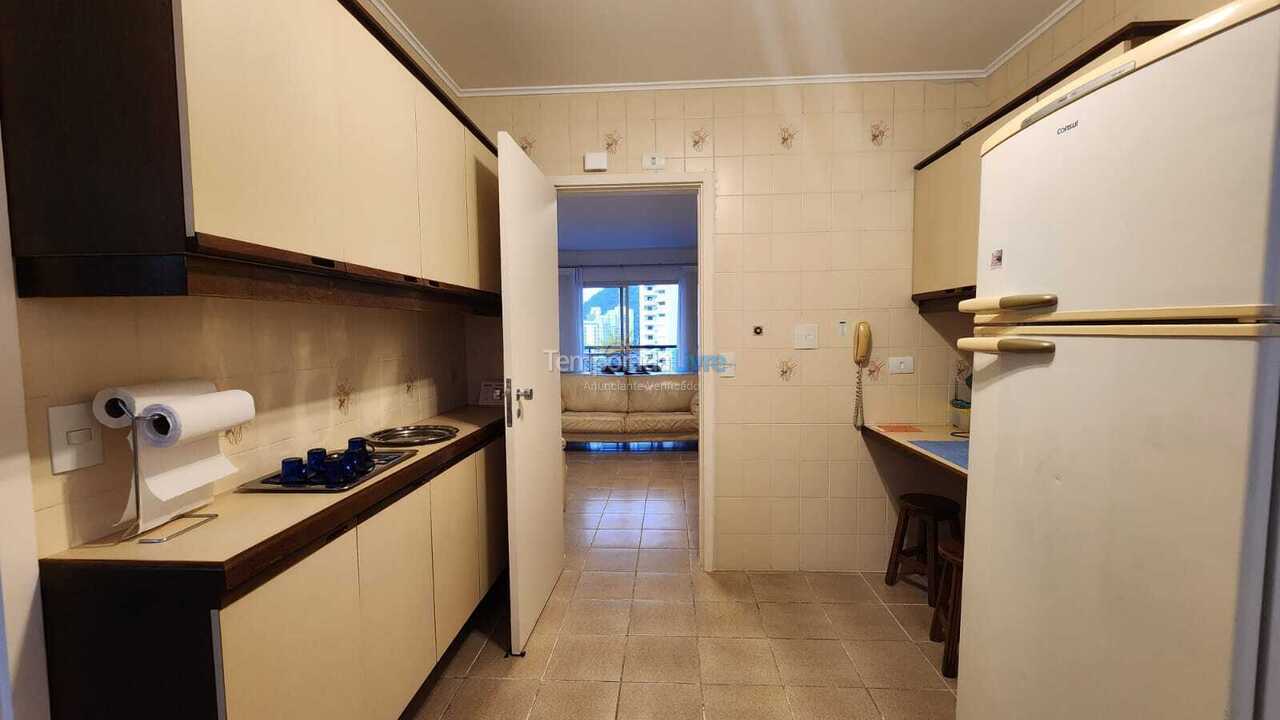 Apartamento para aluguel de temporada em Guarujá (Pitangueiras)