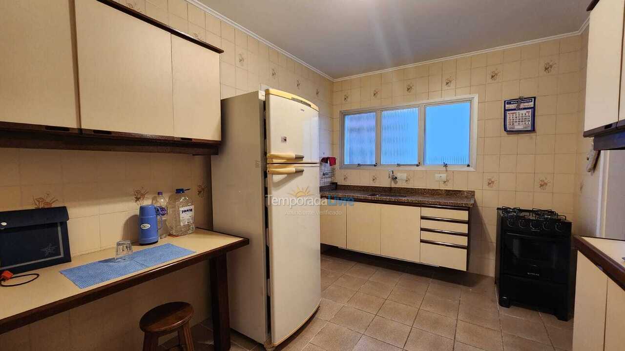 Apartment for vacation rental in Guarujá (Pitangueiras)