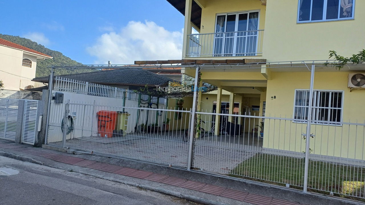 Casa para aluguel de temporada em Florianópolis (Barra da Lagoa)