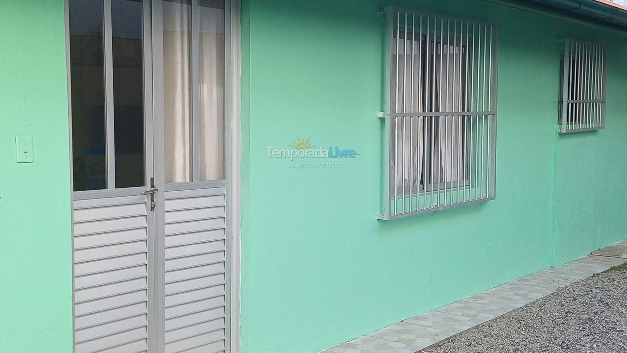 Casa para aluguel de temporada em Florianópolis (Barra da Lagoa)