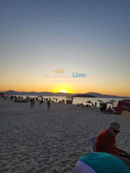 Apartamento para aluguel de temporada em Florianópolis (Cachoeira do Bom Jesus)