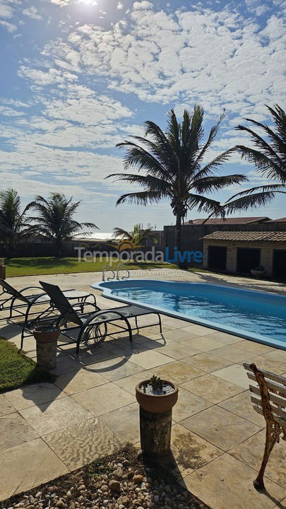 Casa para aluguel de temporada em Beberibe (Morro Branco)