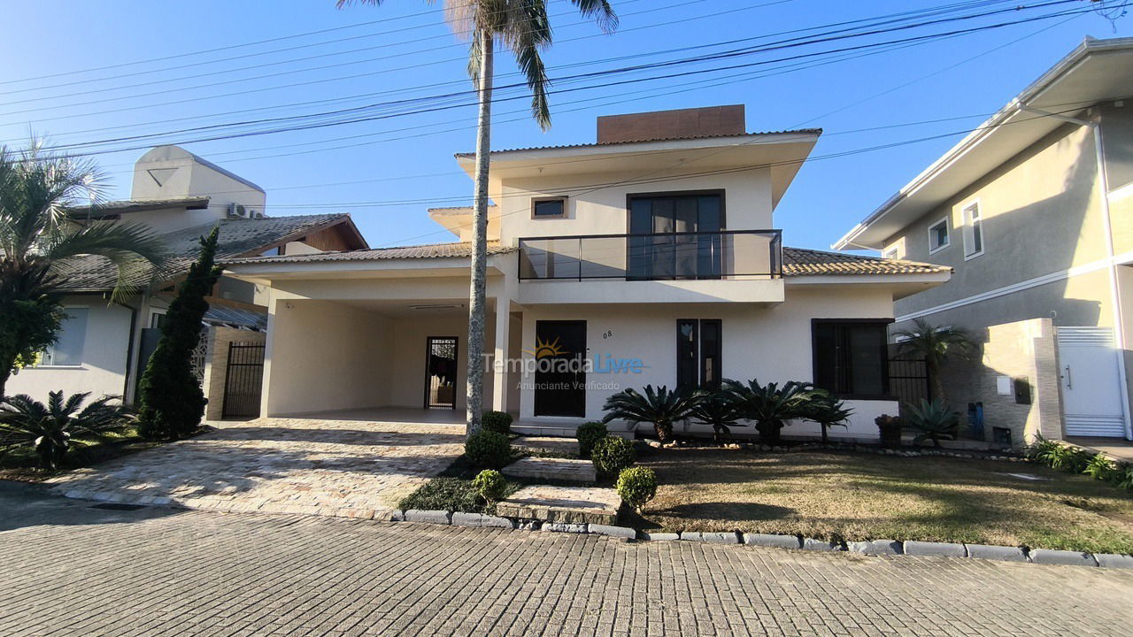 Casa para aluguel de temporada em Florianópolis (Cachoeira do Bom Jesus)