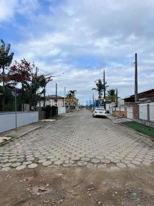 Casa para aluguel de temporada em São Francisco do Sul (Enseada)