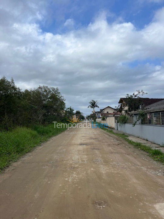 Casa para aluguel de temporada em São Francisco do Sul (Enseada)