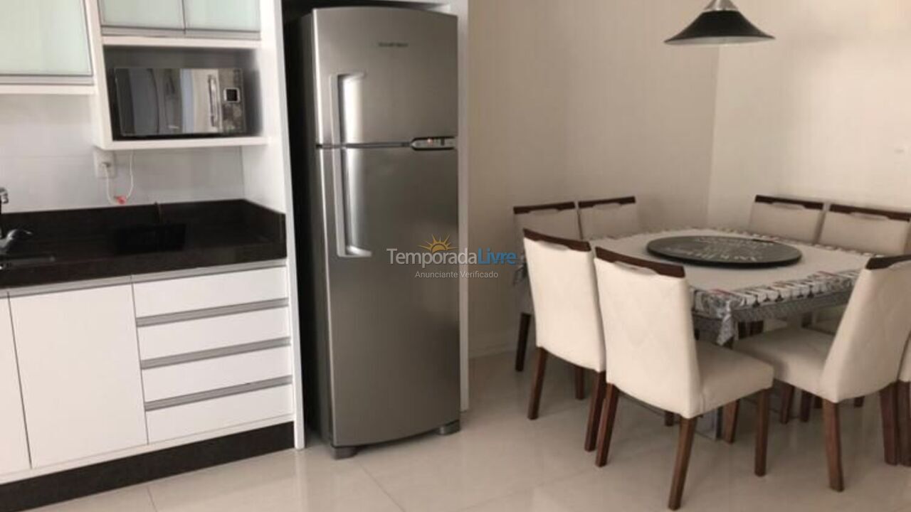 Apartamento para aluguel de temporada em Bombinhas (Praia de Bombas)