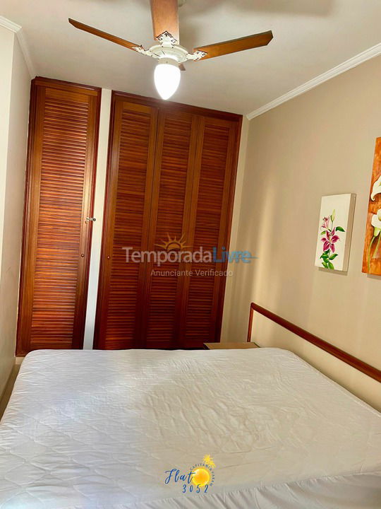 Apartamento para aluguel de temporada em Guarujá (Pitangueiras)