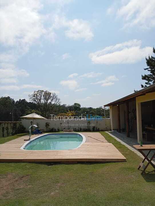 Ranch for vacation rental in Suzano (Palmeiras)