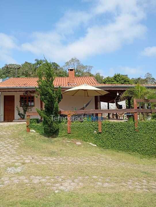 Ranch for vacation rental in Suzano (Palmeiras)