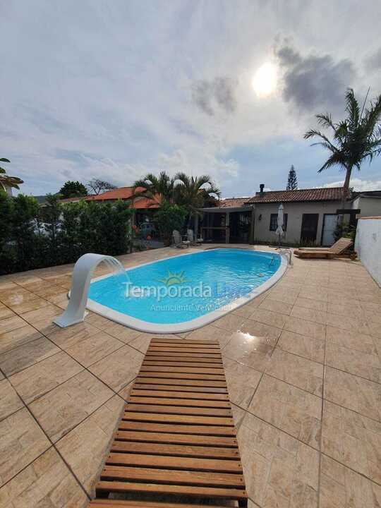 House for vacation rental in Florianopolis (Campeche)