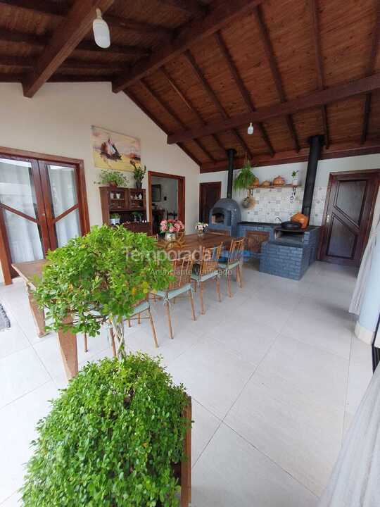 House for vacation rental in Florianopolis (Campeche)