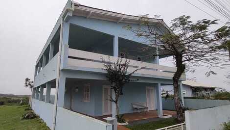 Beautiful sea view townhouse, 4 bedrooms with AC, WI-FI, barbecue