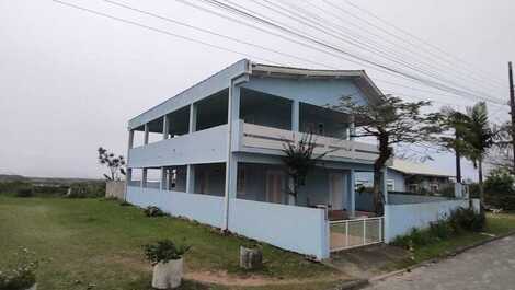 Beautiful sea view townhouse, 4 bedrooms with AC, WI-FI, barbecue