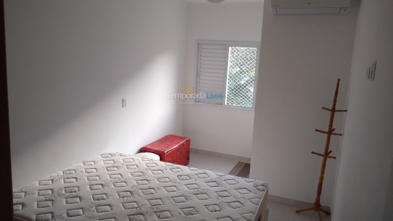 Apartamento para aluguel de temporada em Ubatuba (Praia Grande)