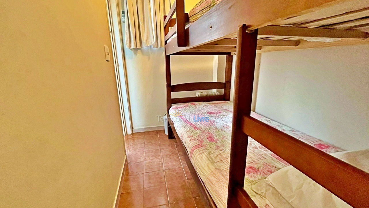 Apartamento para aluguel de temporada em Guarujá (Pitangueiras)