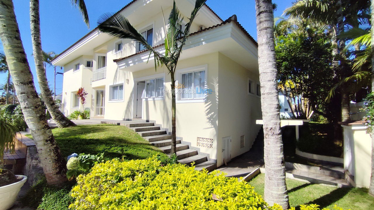 Casa para aluguel de temporada em Florianopolis (Jurerê Internacional)