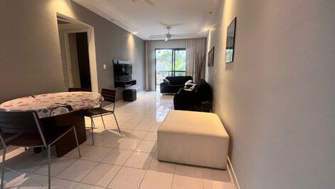 APARTMENT ENSEADA GUARUJÁ 2 BEDROOMS, SWIMMING POOL, AIR CONDITIONING, WI-FI.