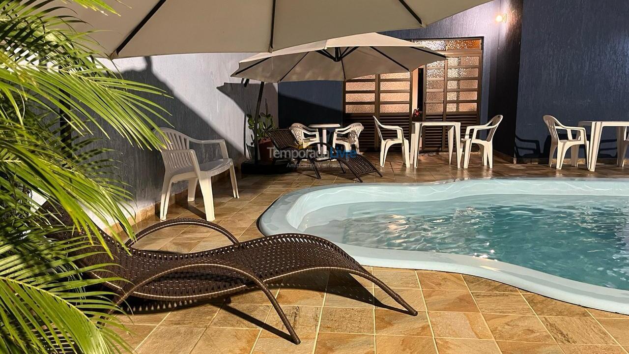 Casa para alquiler de vacaciones em Guarujá (Praia do Pernambuco)