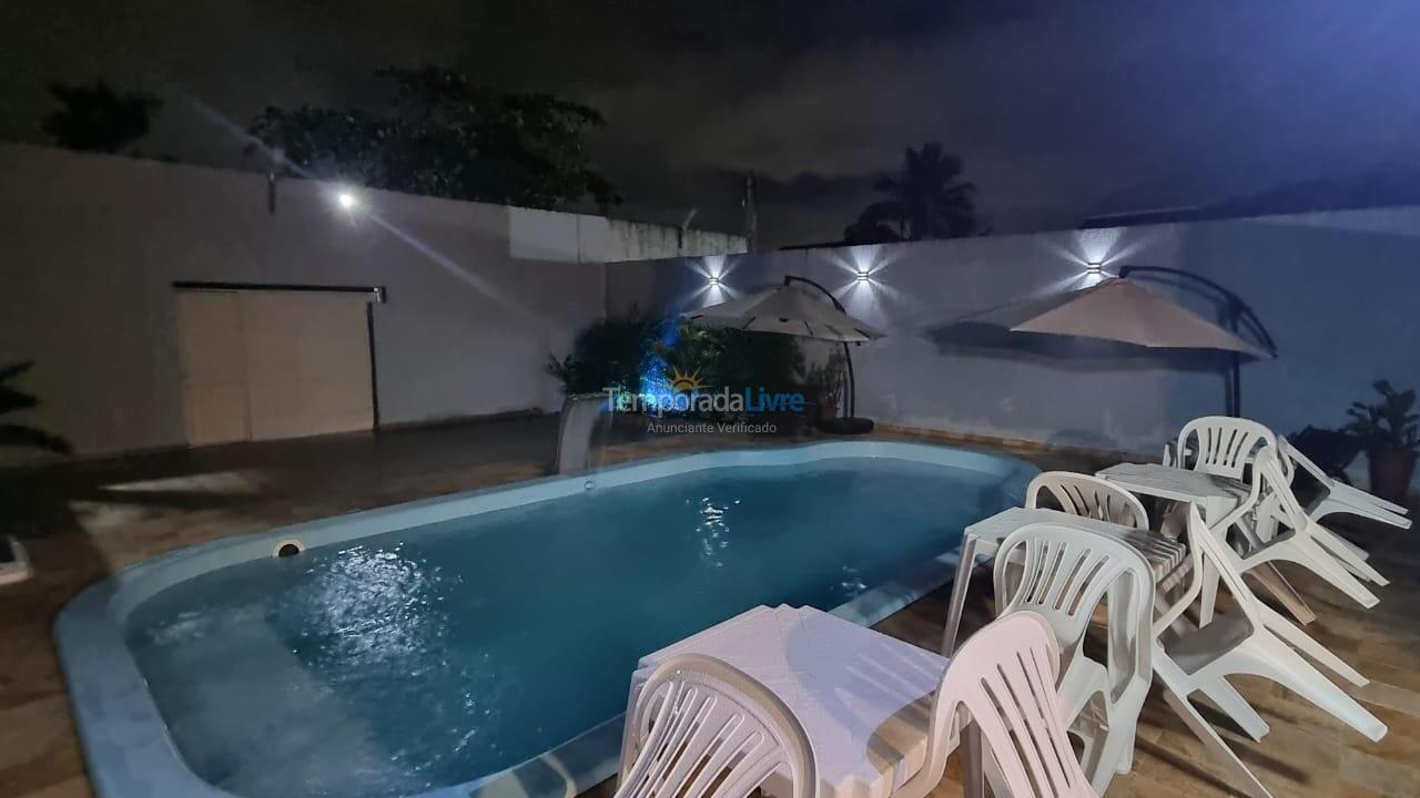 Casa para alquiler de vacaciones em Guarujá (Praia do Pernambuco)