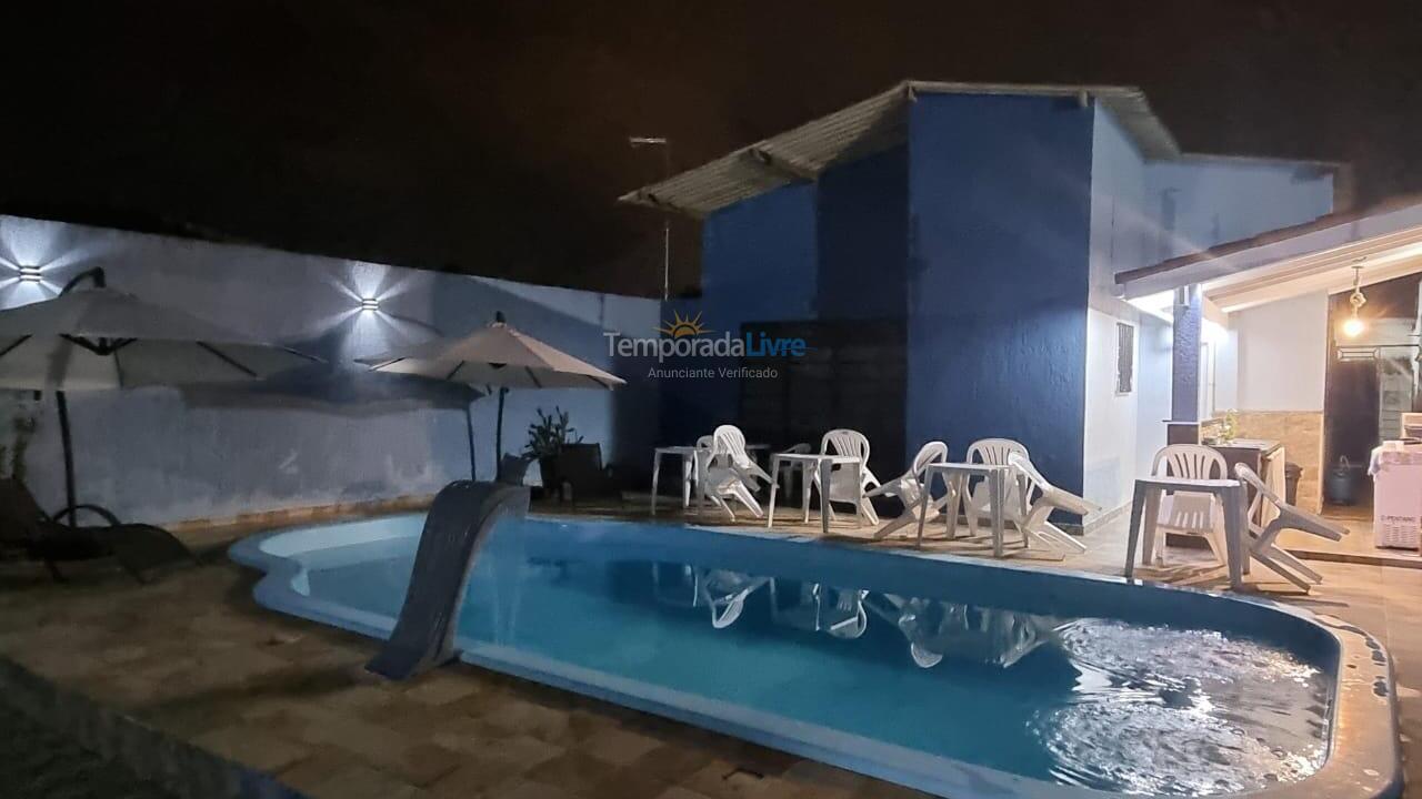 Casa para alquiler de vacaciones em Guarujá (Praia do Pernambuco)