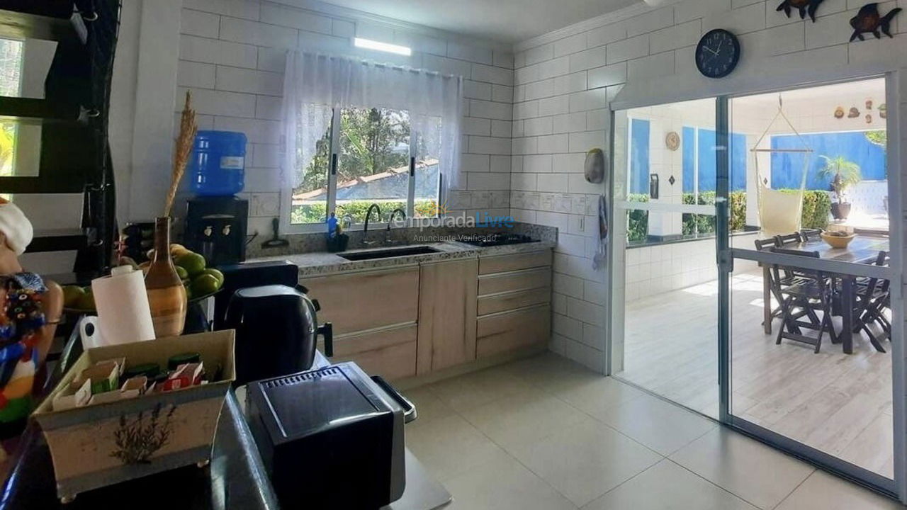 Casa para alquiler de vacaciones em Bertioga (Condominio Morada da Praia)