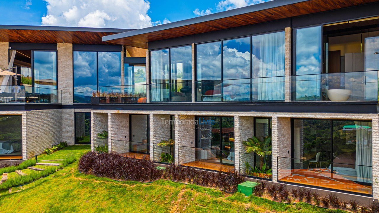 Casa para aluguel de temporada em Campos do Jordão (Horto Florestal)