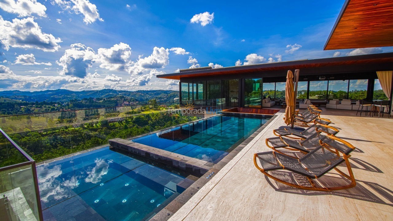 Casa para aluguel de temporada em Campos do Jordão (Horto Florestal)