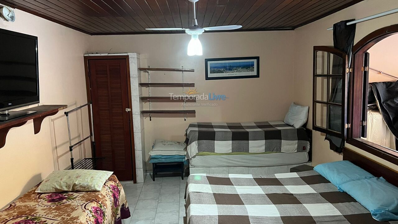 Casa para alquiler de vacaciones em Cabo Frio (Peró)