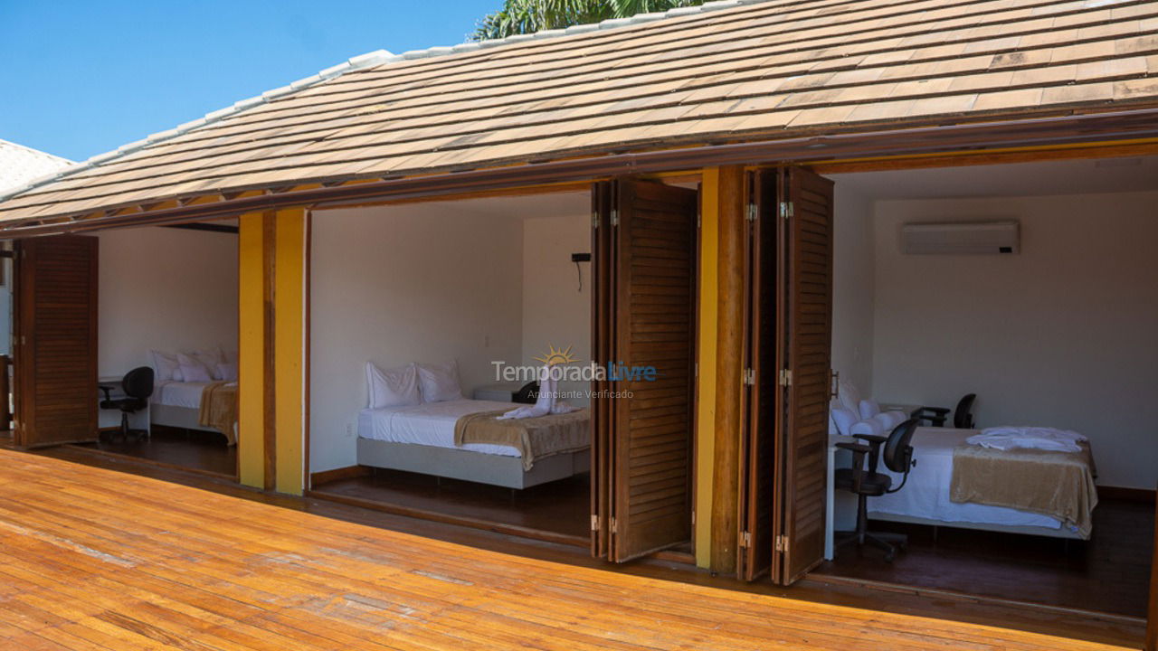 Casa para aluguel de temporada em Mata de São João (Praia do Forte)