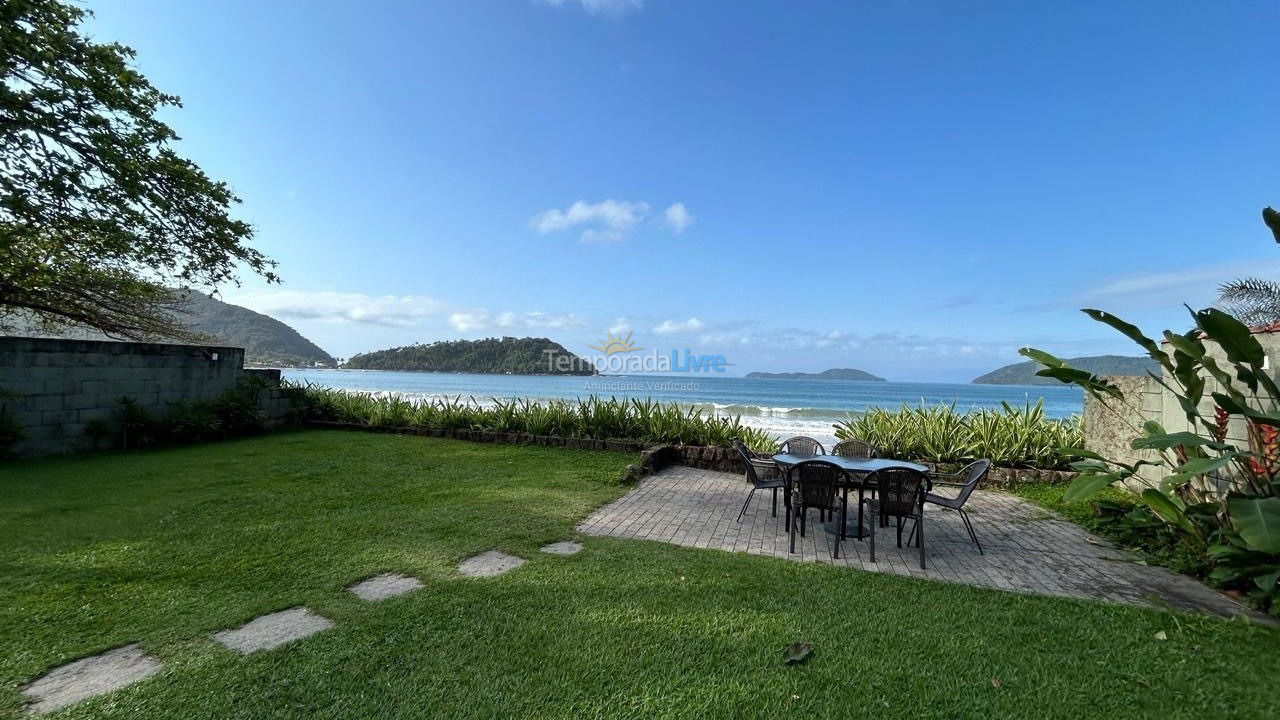 Casa para aluguel de temporada em Ubatuba (Praia do Lázaro)