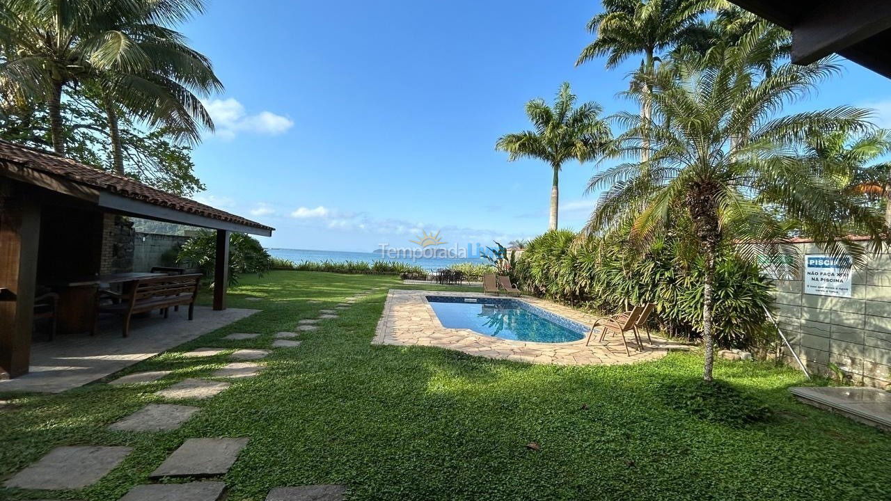 Casa para aluguel de temporada em Ubatuba (Praia do Lázaro)