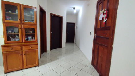 House in the center of Navegantes, 90 meters from the sea