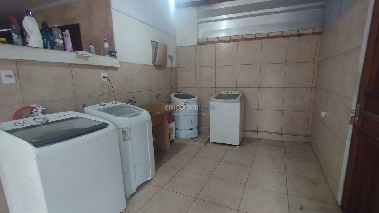 Casa para aluguel de temporada em Navegantes (Centro)