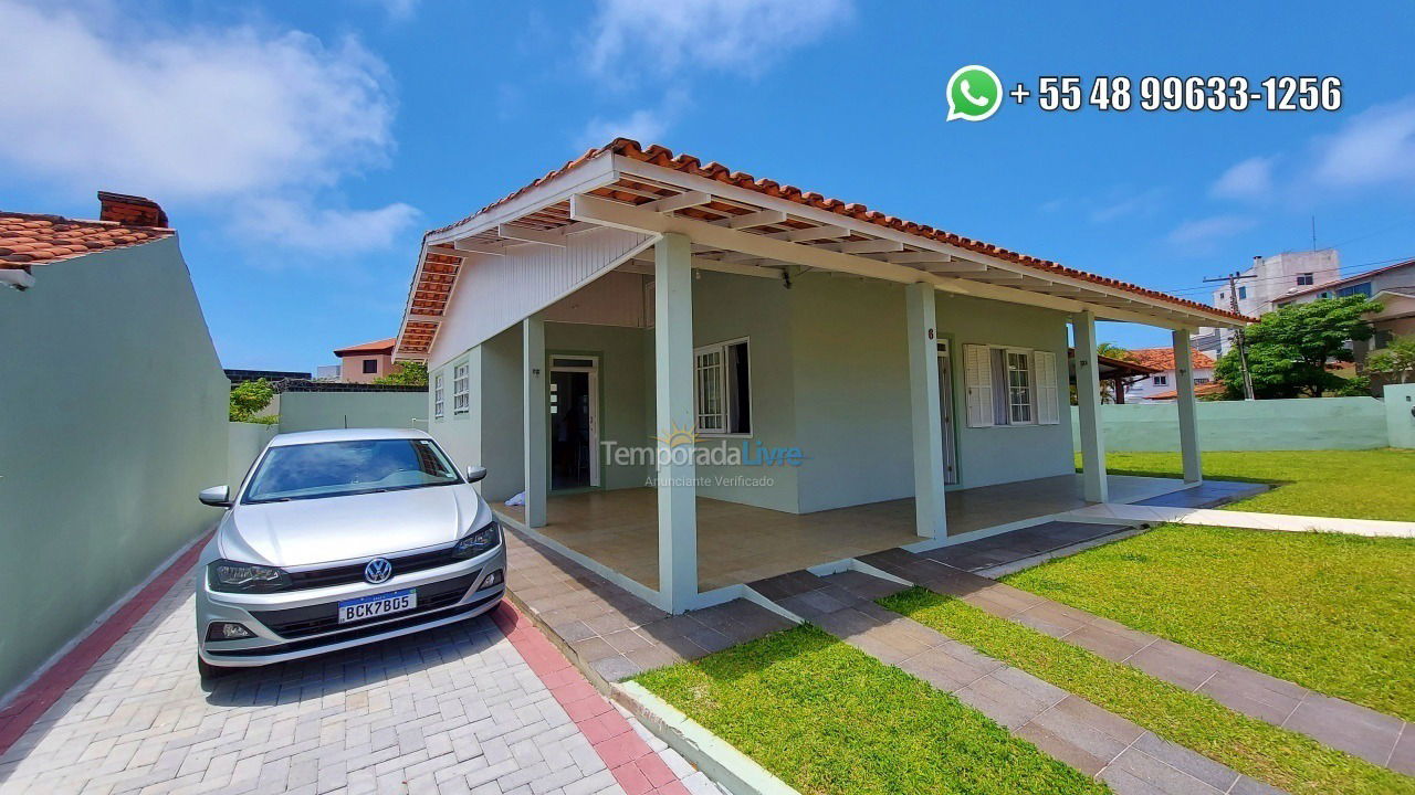 Casa para aluguel de temporada em Florianopolis (Praia dos Ingleses)