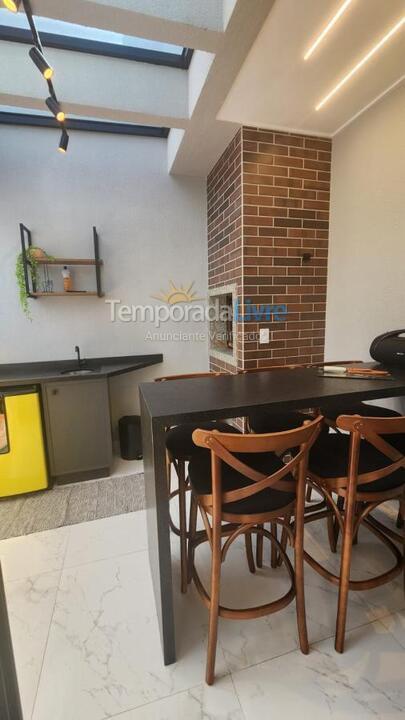 Apartment for vacation rental in Bombinhas (Canto Grande)