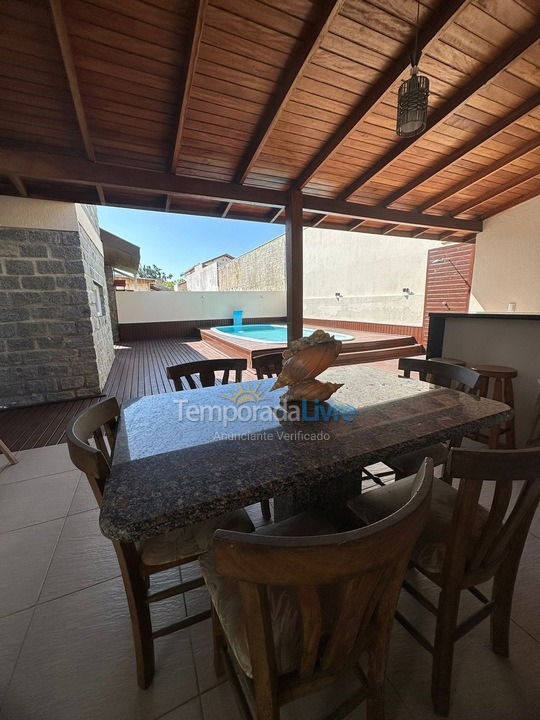 House for vacation rental in Bombinhas (Canto Grande)