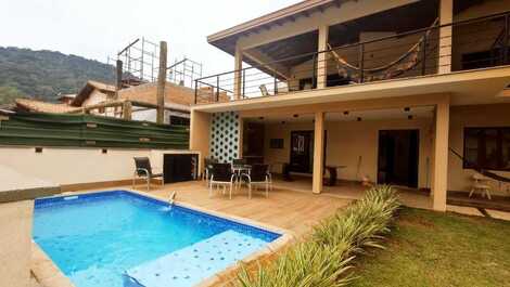 Hermosa casa en condominio Salga Praia Lagoinha