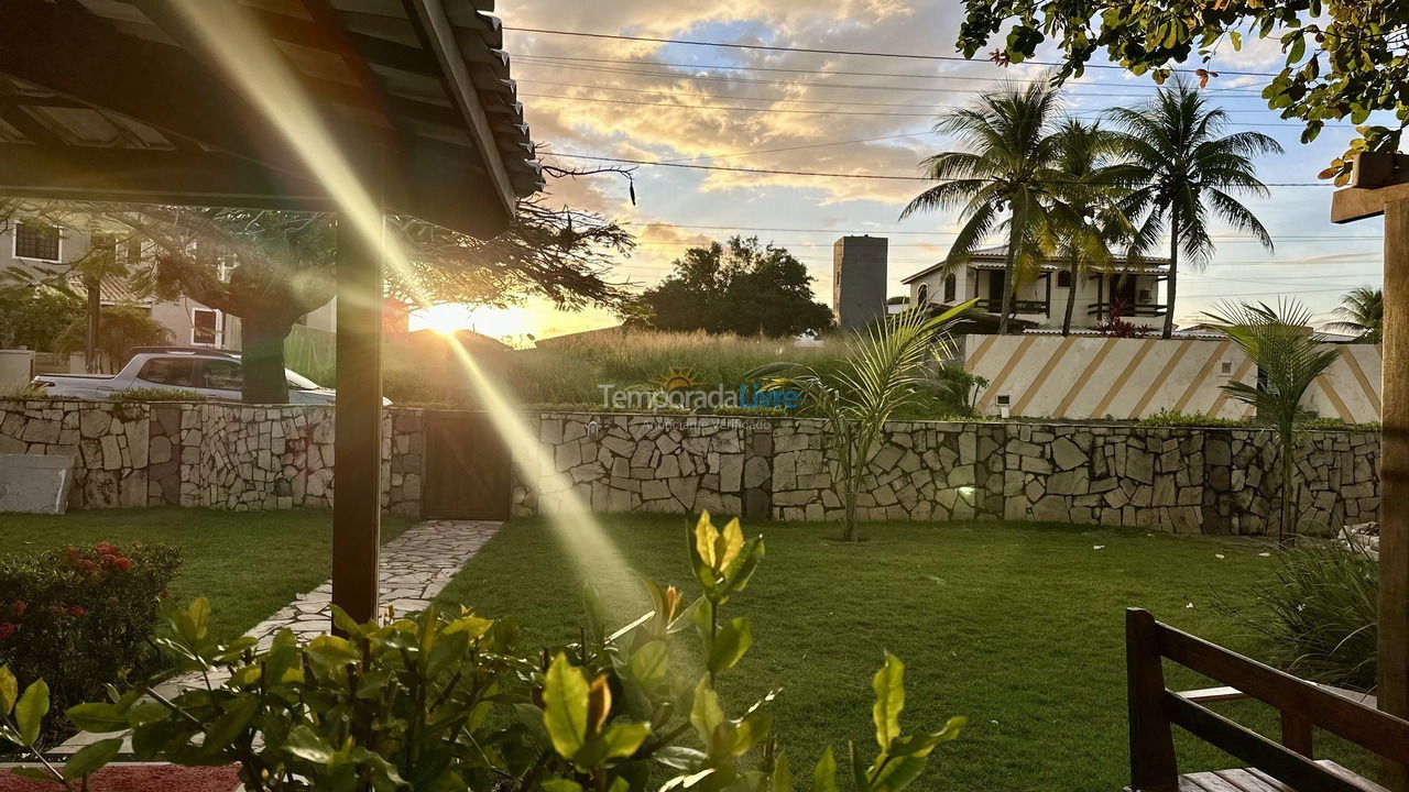 Casa para aluguel de temporada em Camaçari (Barra do Jacuípe)