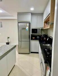 EXCELENTE APARTAMENTO EN EL CORAZÓN DE MEIA PRAIA