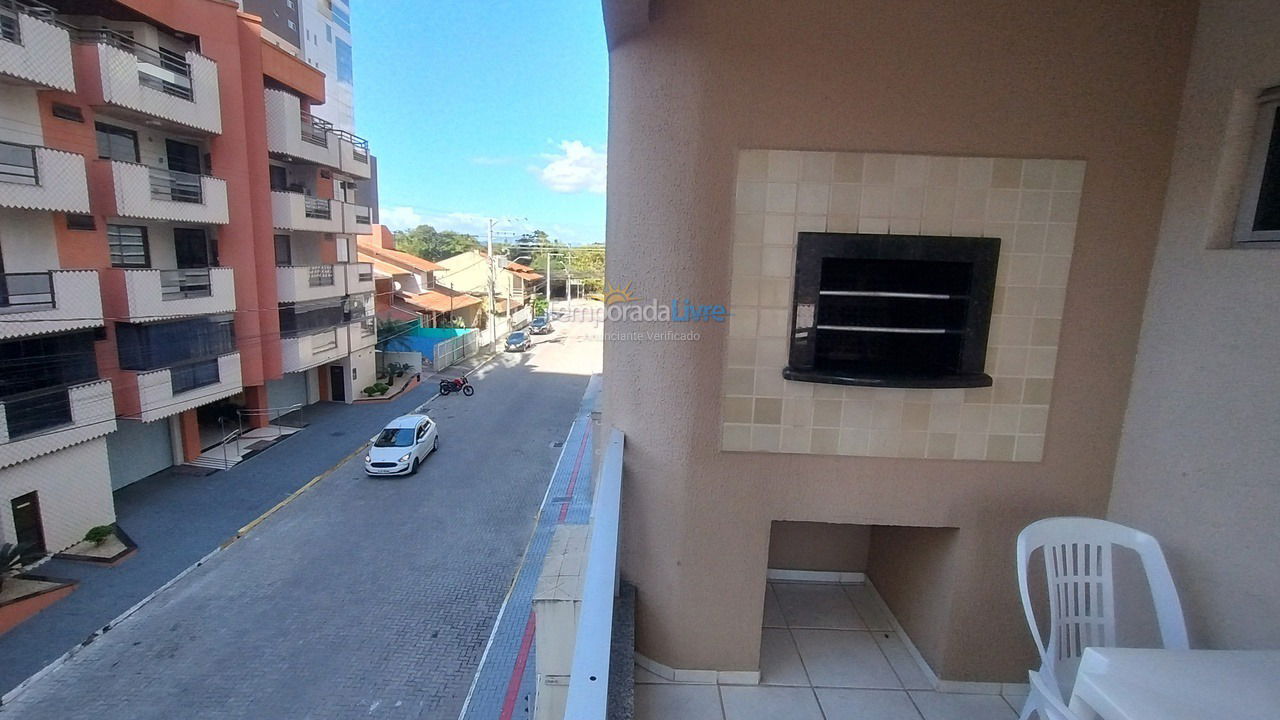 Apartamento para aluguel de temporada em Itapema (Meia Praia)